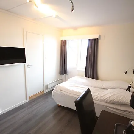 City Hotel Bodo 2* بودو