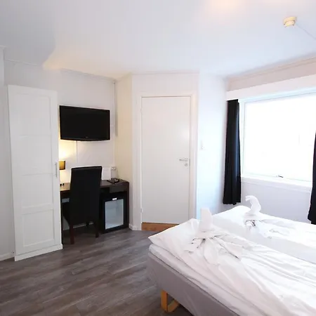 Hotel City Hotel Bodo 2*