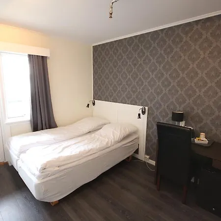 City Hotel Bodo Hotel 2*