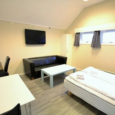 City Hotel Bodo 2*